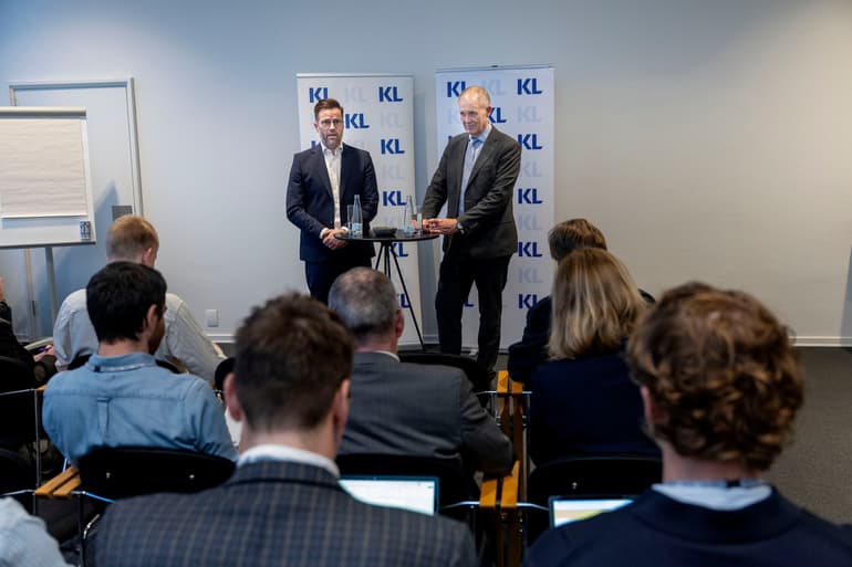 Lars Horn / Baghuset