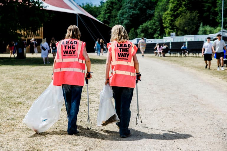 Kommuner skal give frivilligheden plads: Man kan få meget engagement for få penge